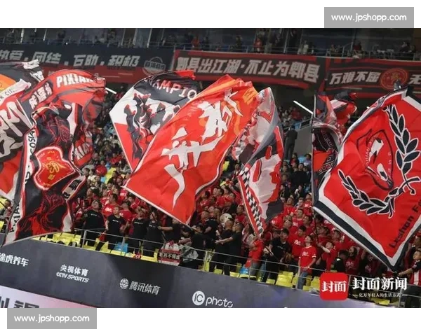 七年磨一剑:成都蓉城从三级跳迈向亚冠正赛 七年磨一剑:成都蓉城从三级跳迈向亚冠正赛